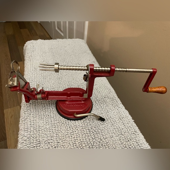 Vintage Peel Away Apple/Potato Peeler Slicer by Back to Basics Suction - Picture 1 of 3